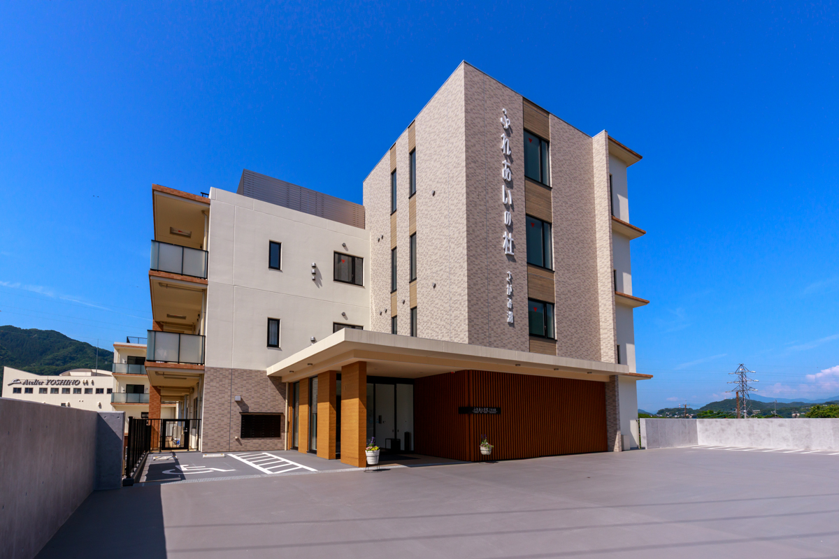 ふれあいの杜 さがみ湖 外観